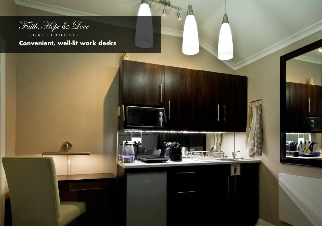Faith, Hope & Love Self Catering Port Elizabeth Luaran gambar
